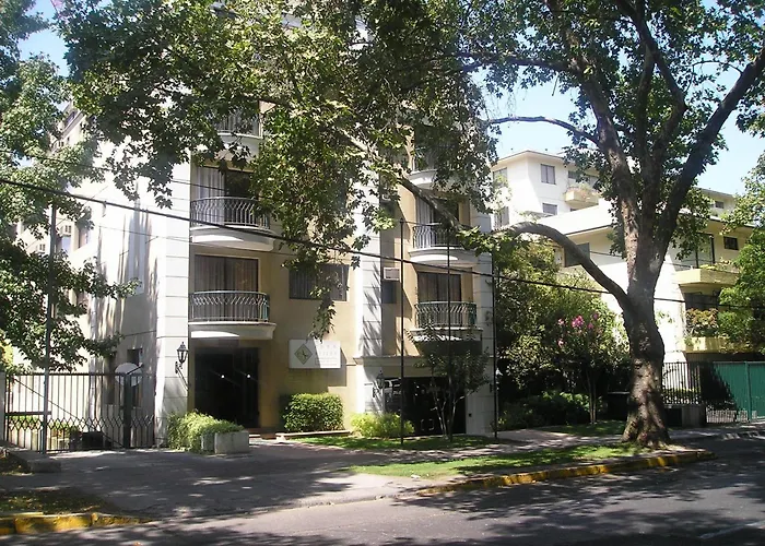 4 star hotel: Park Plaza Apartments