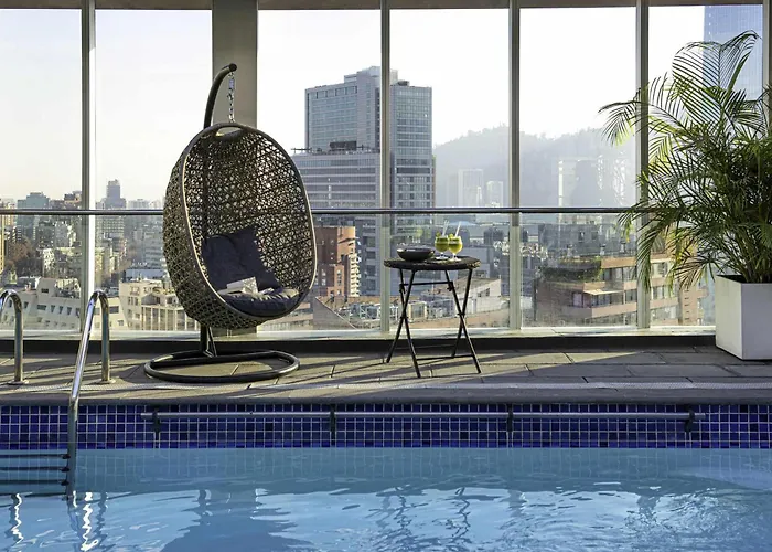 Hotel 5 estrelas: Pullman Santiago El Bosque